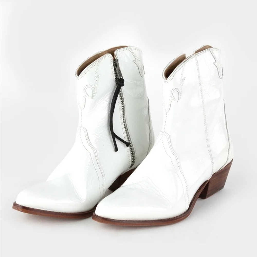 NWOB Free People New Frontier Western Boots White Leather Size 36.5/6.5